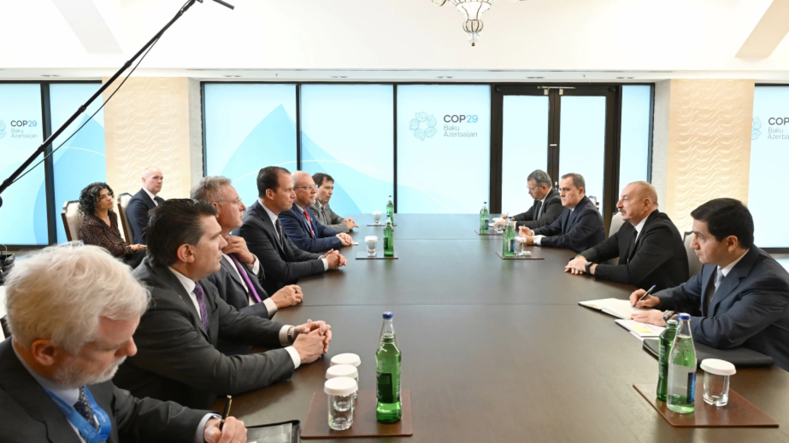 Ilham Aliyev Discusses Azerbaijani-American Relations with U.S. Congressional Delegation